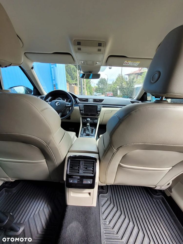 Skoda Superb 2.0 TSI 4x4 L&K DSG - 13