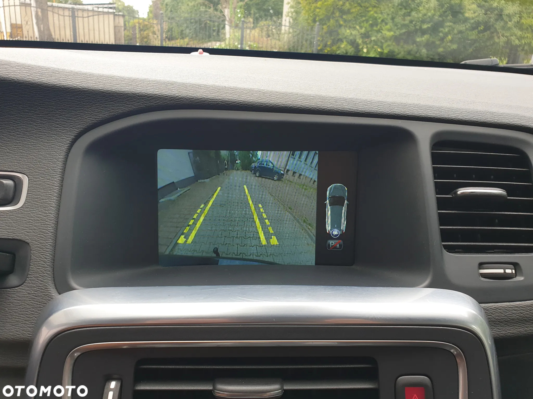 Volvo V60 D4 Summum - 24