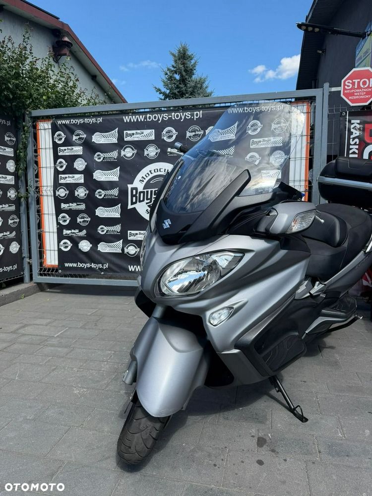 Suzuki Burgman - 5