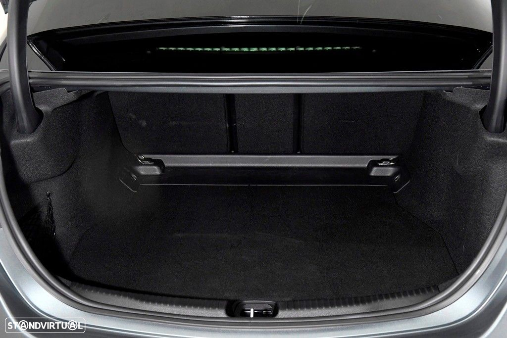 Mercedes-Benz C 300 d AMG Line - 9