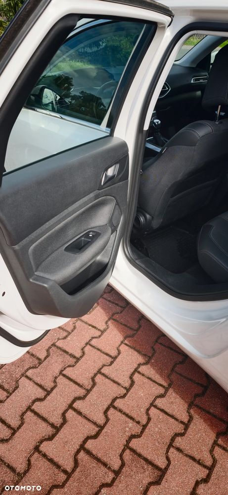 Peugeot 308 1.5 BlueHDi Business Line S&S - 14