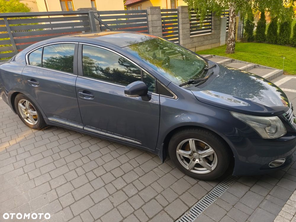 Toyota Avensis 2.0 Sol plus - 1