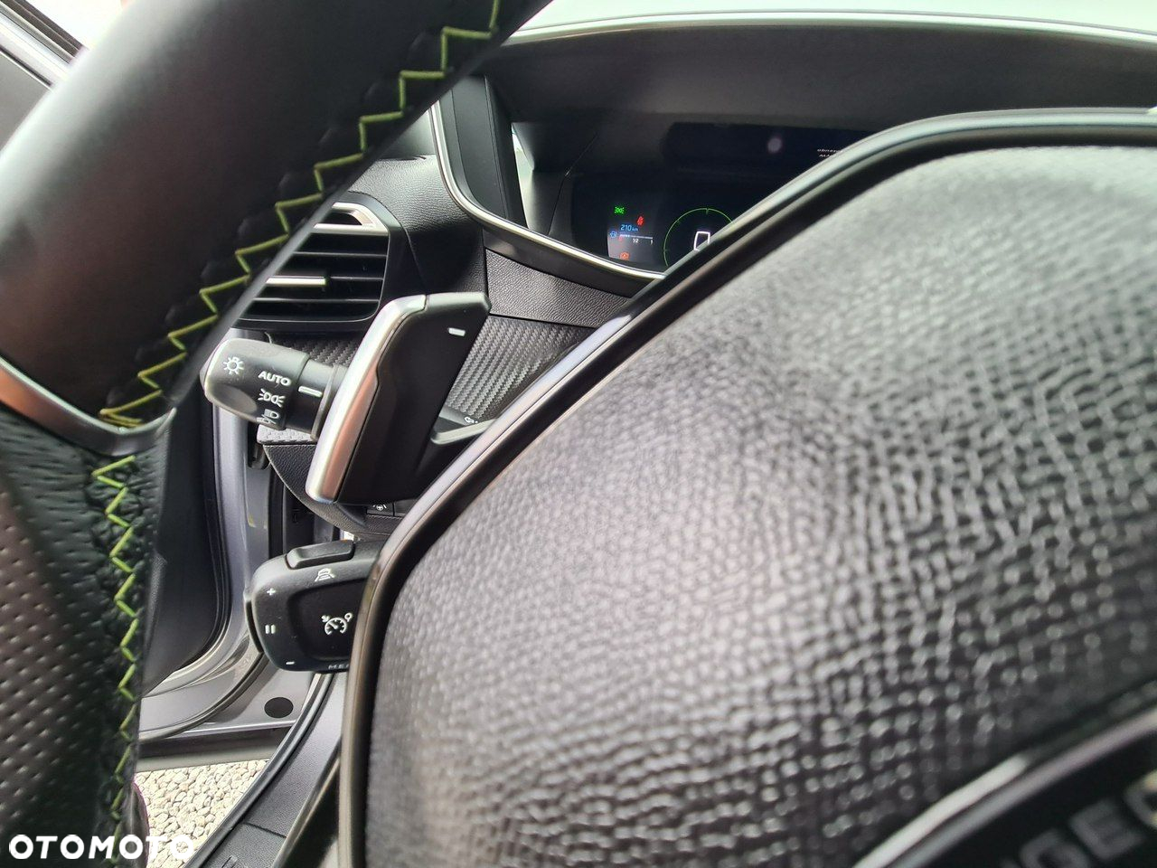 Peugeot 2008 1.2 PureTech GT S&S EAT8 - 22