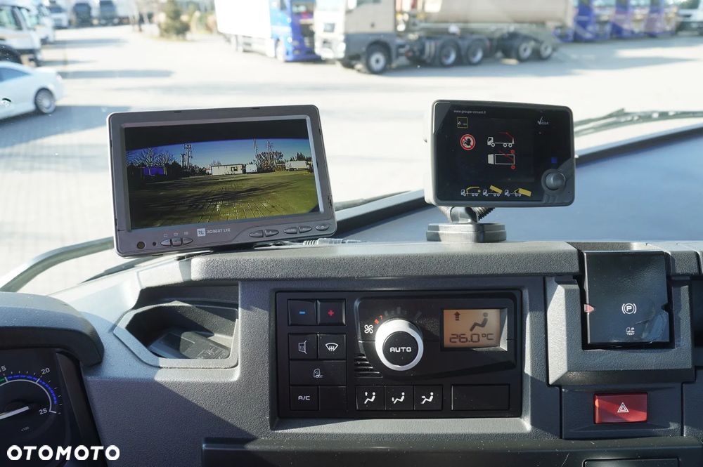 Renault C380 / 6x4 / HDS Palfinger PK 18002-EH 6000 kg - 16