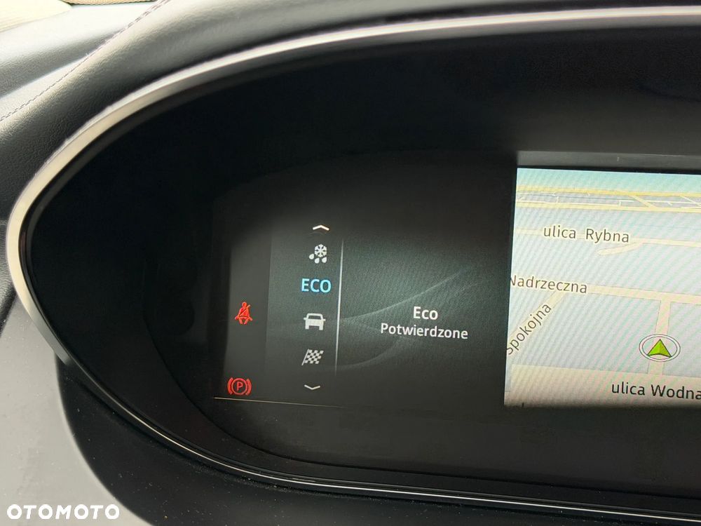 Jaguar E-Pace 2.0 i4P AWD SE - 27