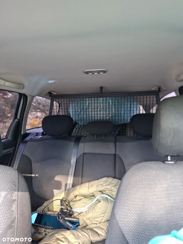 Citroën C5 2.0 HDi Confort - 16