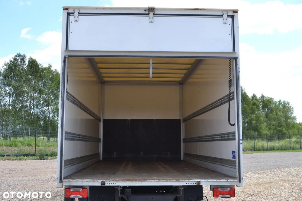 Iveco DAILY 72C18 70C18 Kontener 15 palet Winda 1000 kg Izoterma 72-180 Manual Poduszka - 13