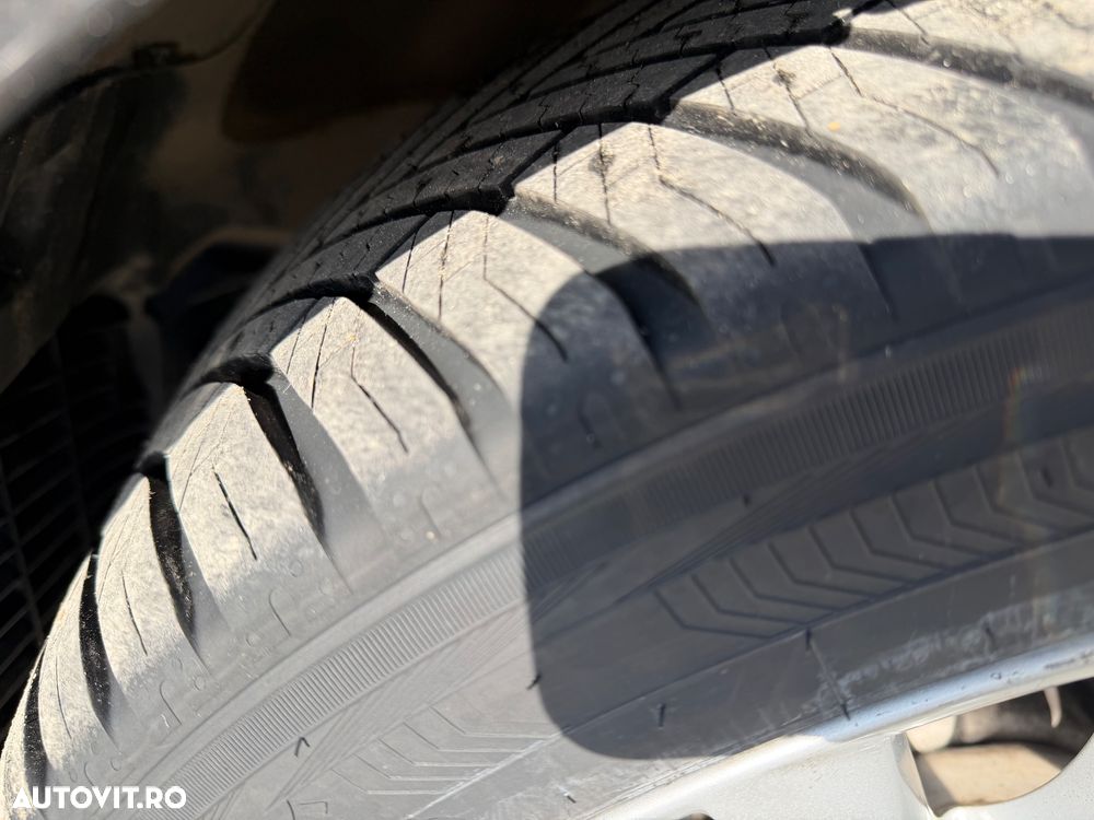 BMW Seria 7 730d - 18