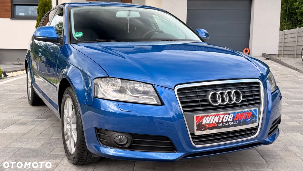 Audi A3 Sportback 1.6 Ambiente - 4