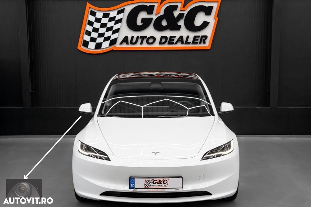 Tesla Model 3 - 2