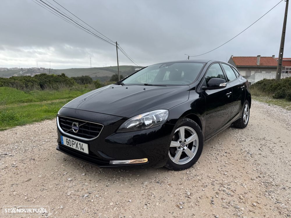 Volvo V40 1.6 D2 Momentum Eco - 1