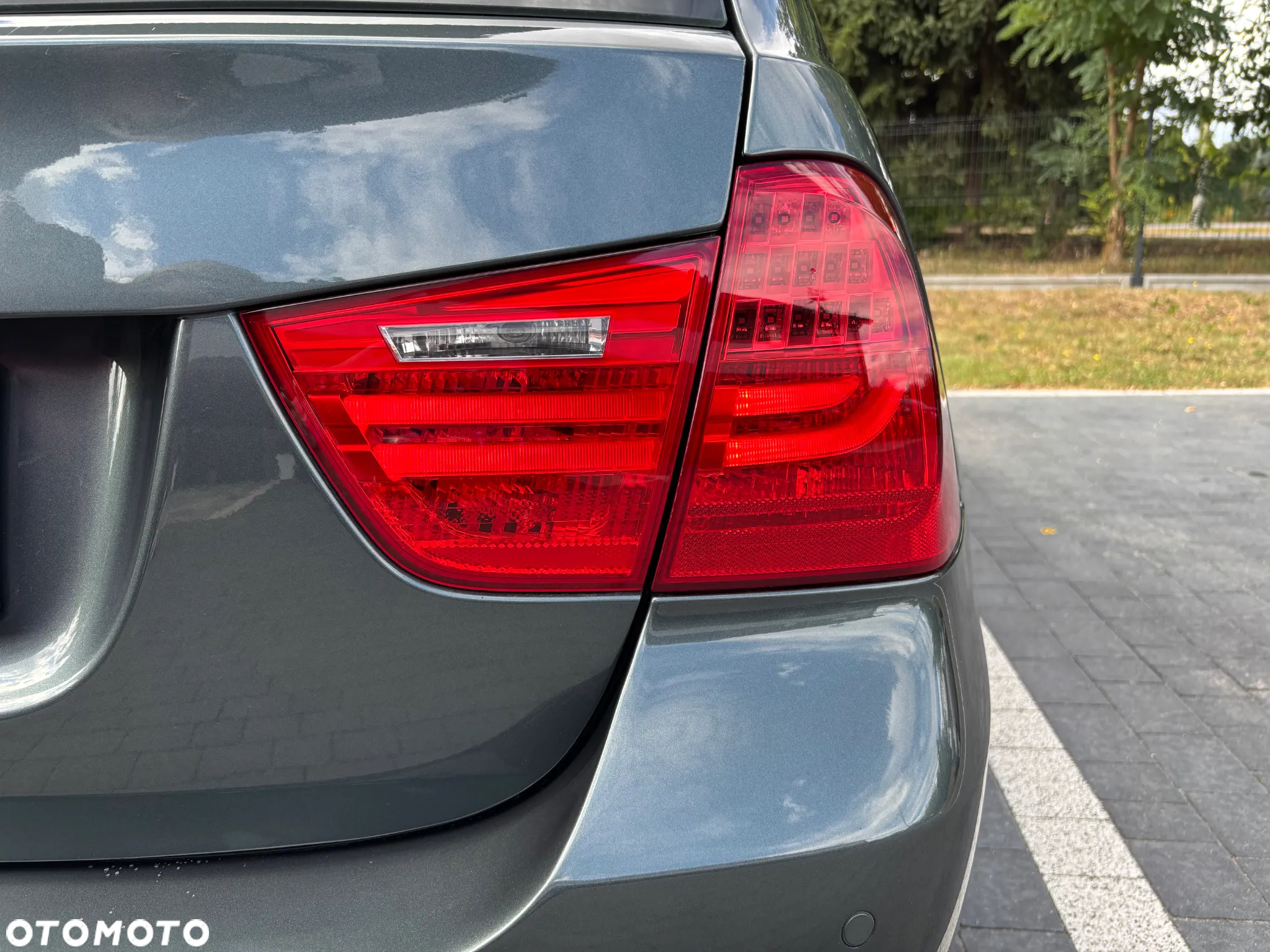 BMW Seria 3 318d DPF Touring - 38