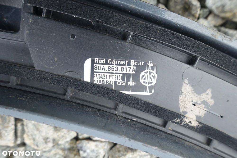 LISTWA BŁOTNIKA TYLNA AUDI Q5 SLINE 80A - 19