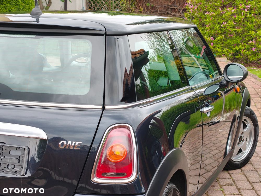 MINI Cooper Standard - 11