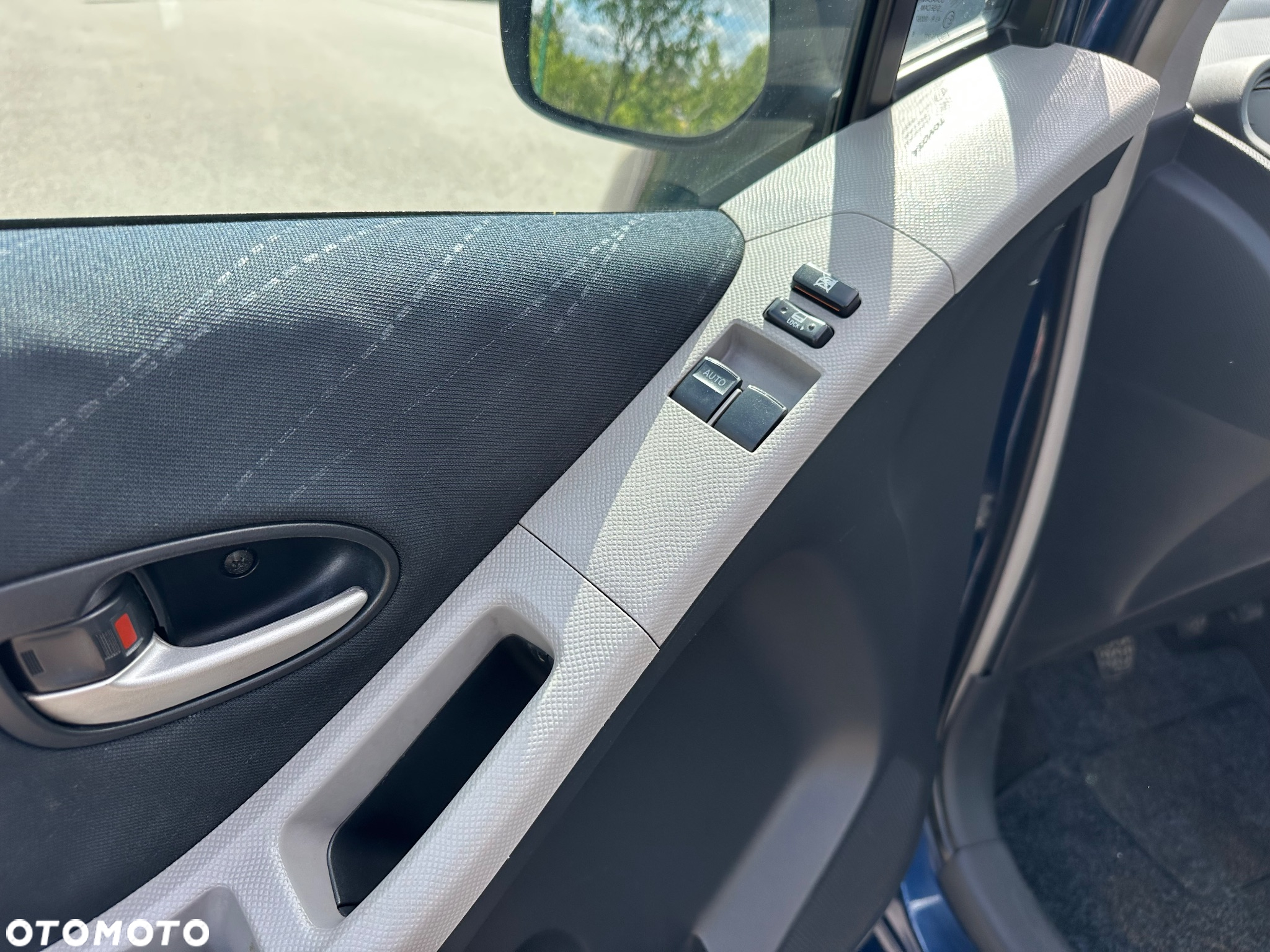 Toyota Yaris 1.4 D-4D Comfort - 19