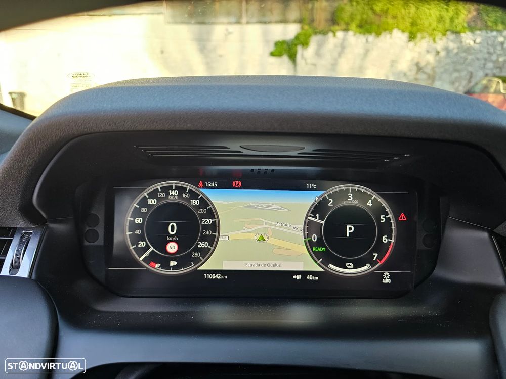 Land Rover Discovery Sport P300e R-Dynamic HSE - 10