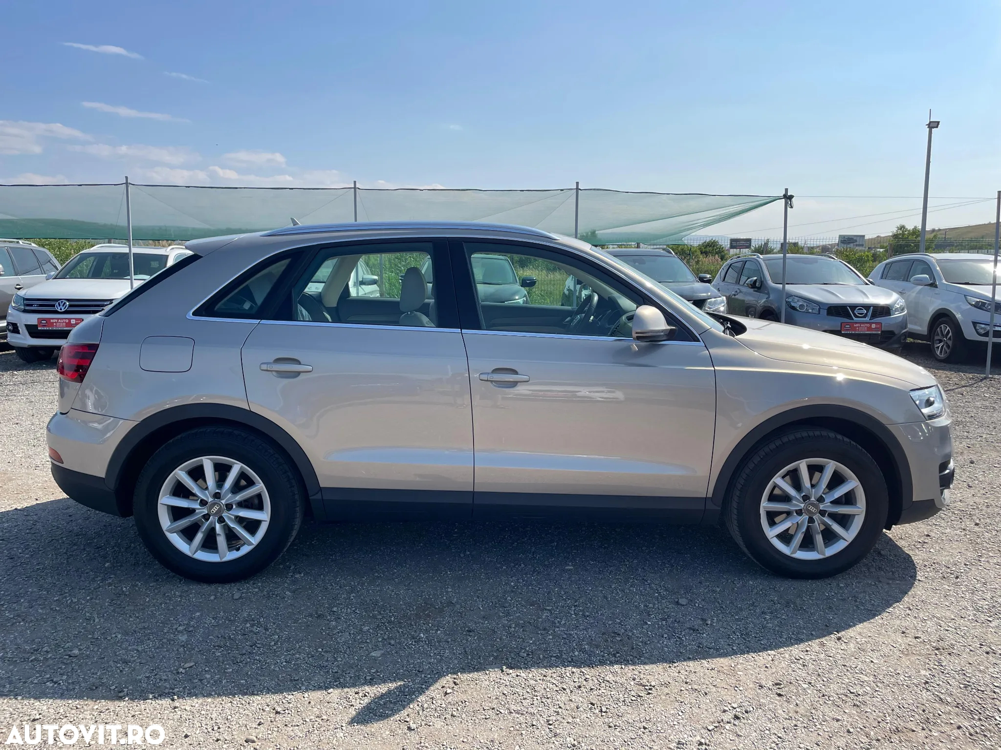 Audi Q3 2.0 TDI Quattro S-Tronic - 23