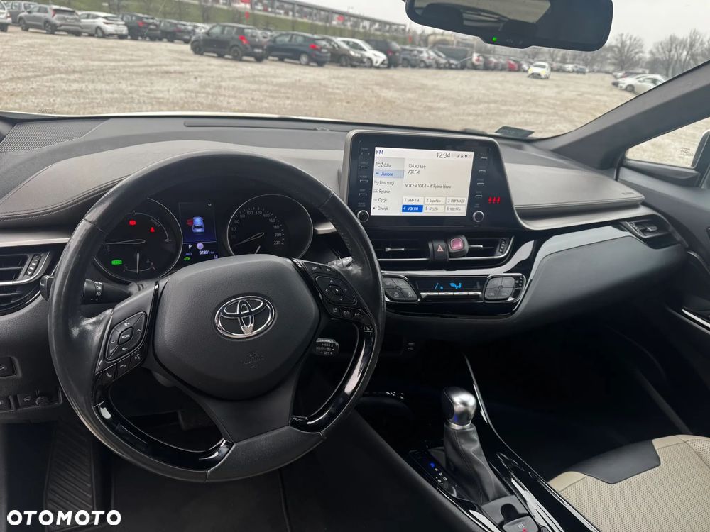 Toyota C-HR 2.0 Hybrid Executive - 9