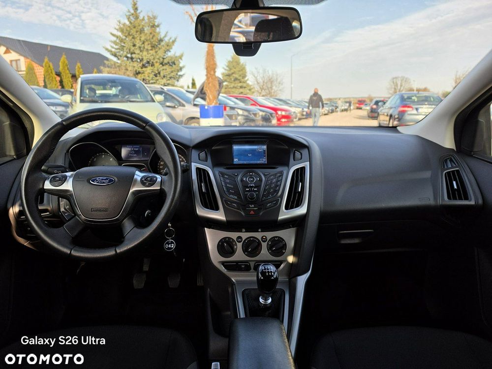 Ford Focus - 37