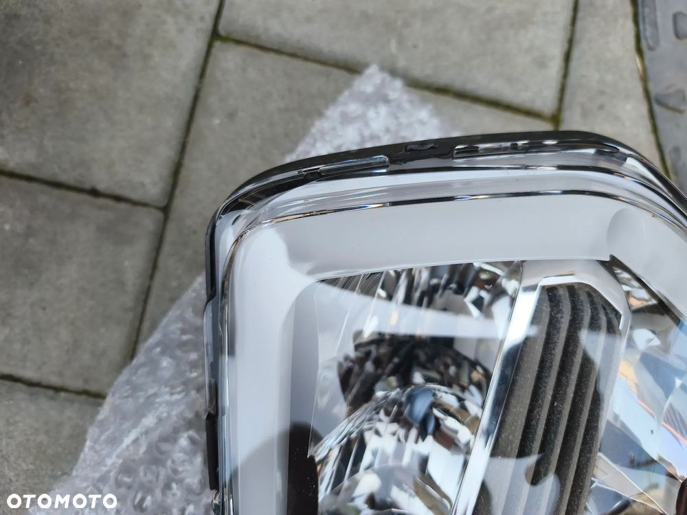 Lampa przód, przednia, reflektor KTM 390 Adventure - 2