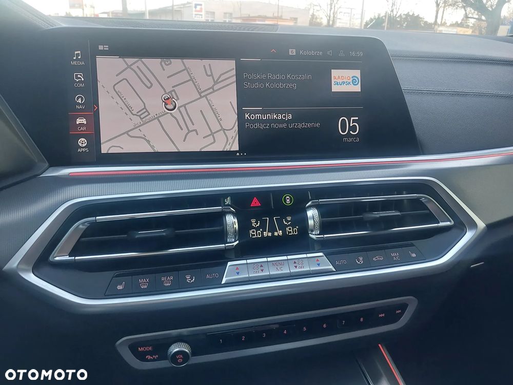 BMW X5 xDrive30d - 23