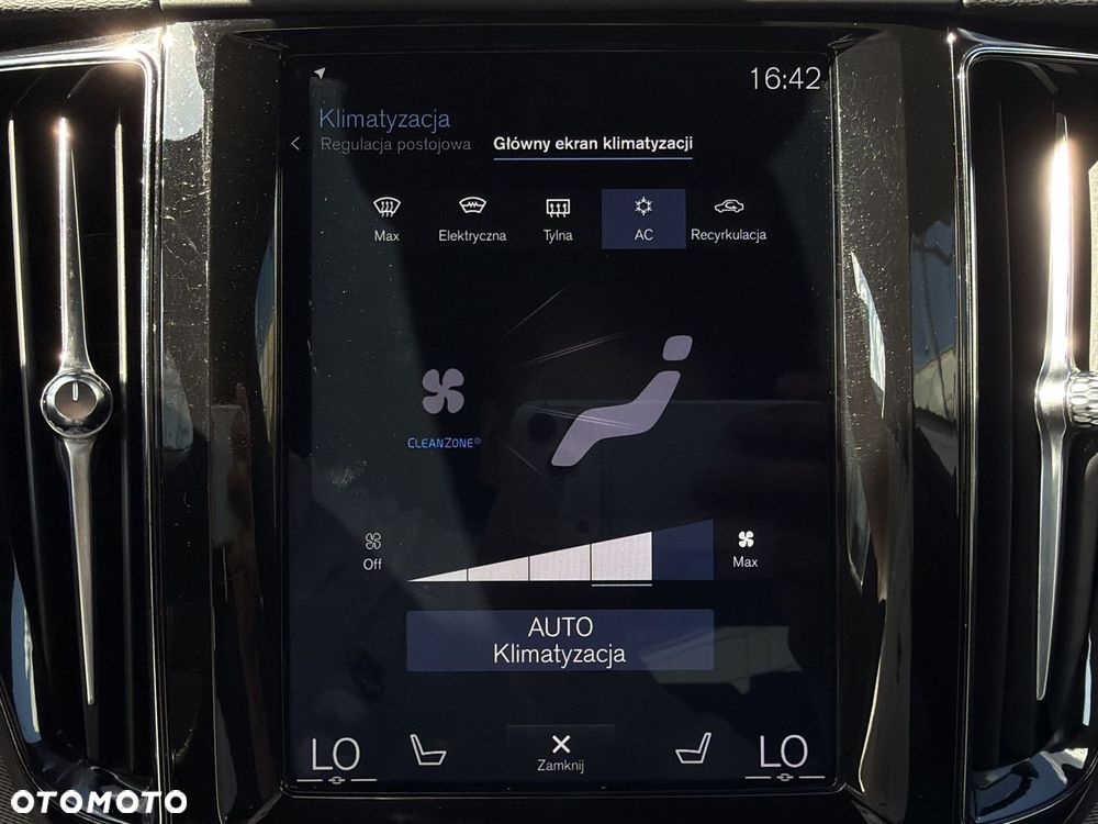 Volvo XC 60 - 22