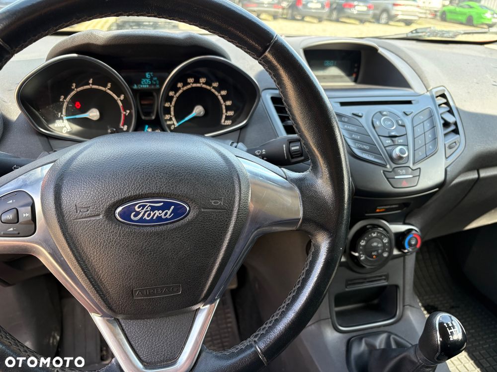Ford Fiesta 1.25 Celebration - 8