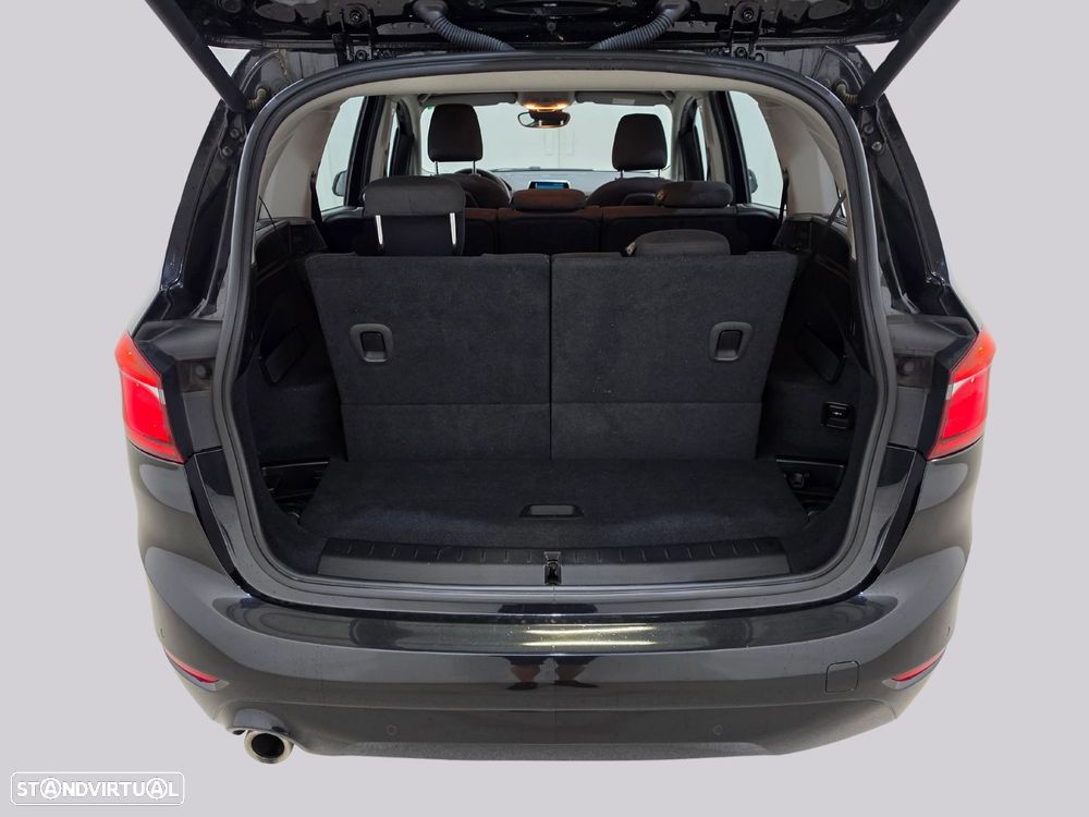 BMW 216 Gran Tourer d - 18