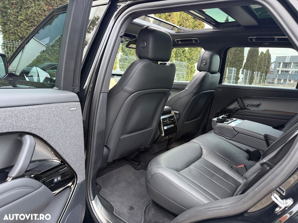 Land Rover Range Rover Sport 3.0 I6 D300 MHEV HSE Dynamic - 31