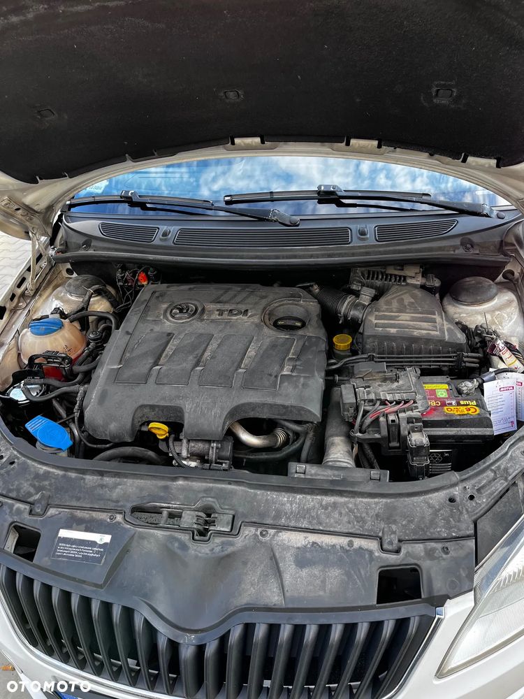 Skoda Fabia 1.6 TDI DPF Comfort - 8