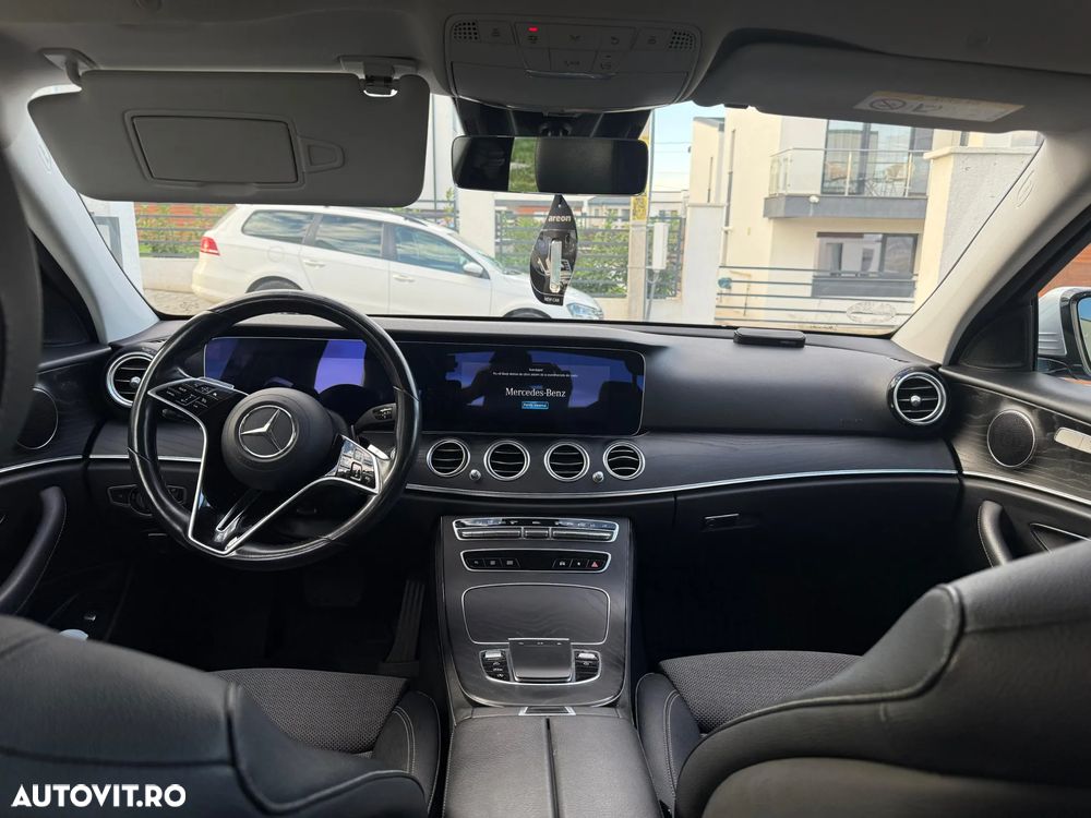 Mercedes-Benz E 220 d 4Matic 9G-TRONIC Exclusive - 8