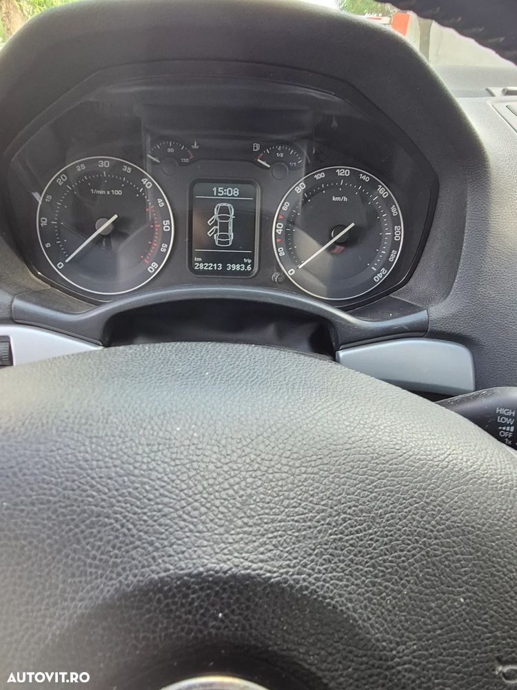 Skoda Octavia 2.0 TDI Elegance - 6