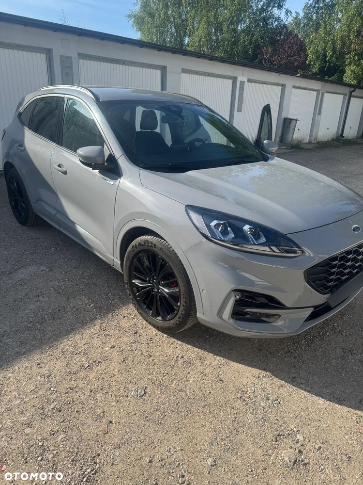 Ford Kuga 2.5 FHEV FWD Graphite Tech Edition e-CVT - 2