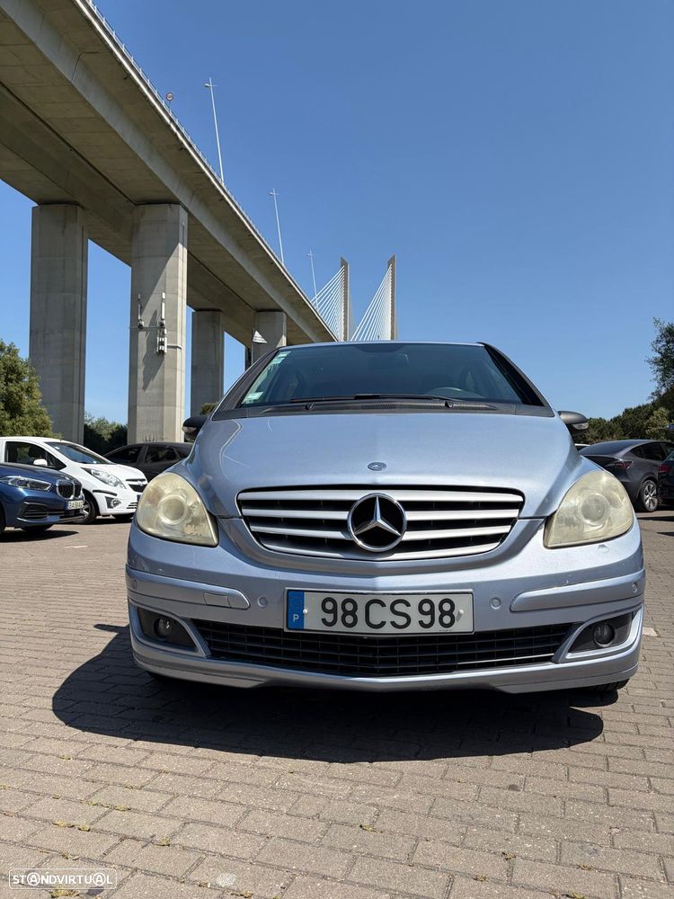 Mercedes-Benz B 180 CDI - 4
