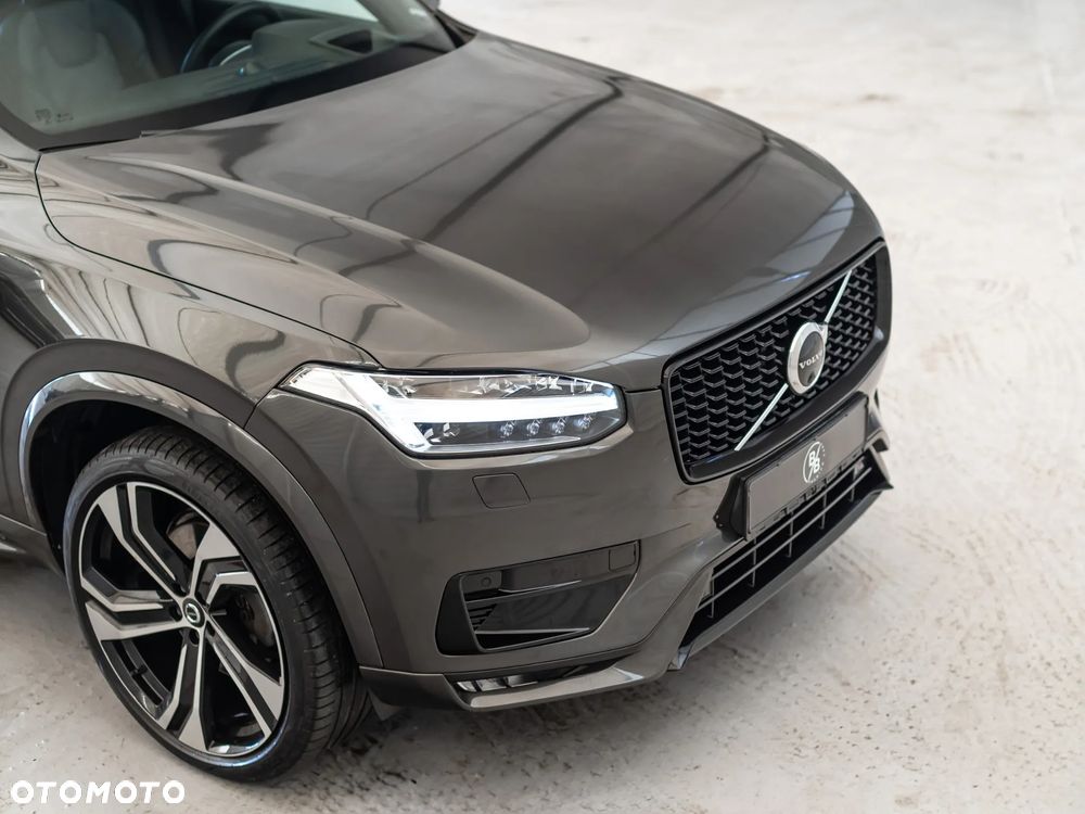 Volvo XC 90 B5 D AWD Ultimate Dark - 3