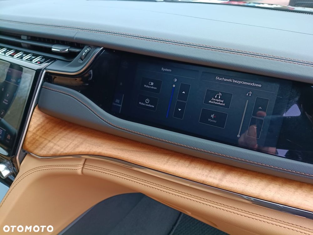 Jeep Grand Cherokee - 10