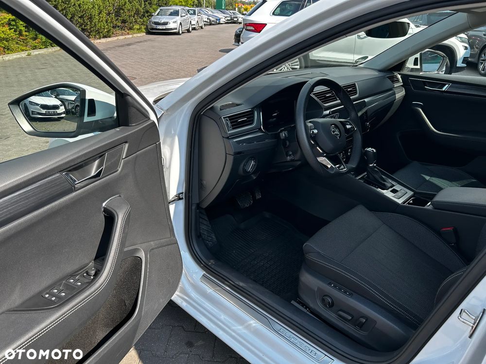Skoda Superb 2.0 TDI SCR 4x4 Style DSG - 12