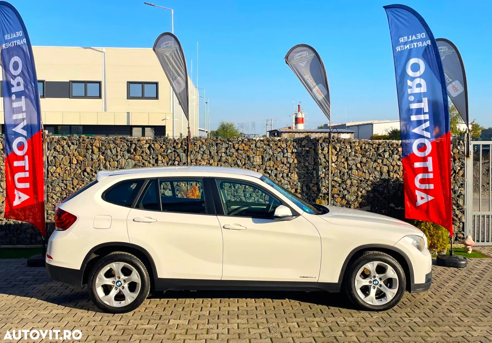 BMW X1 sDrive18d - 12