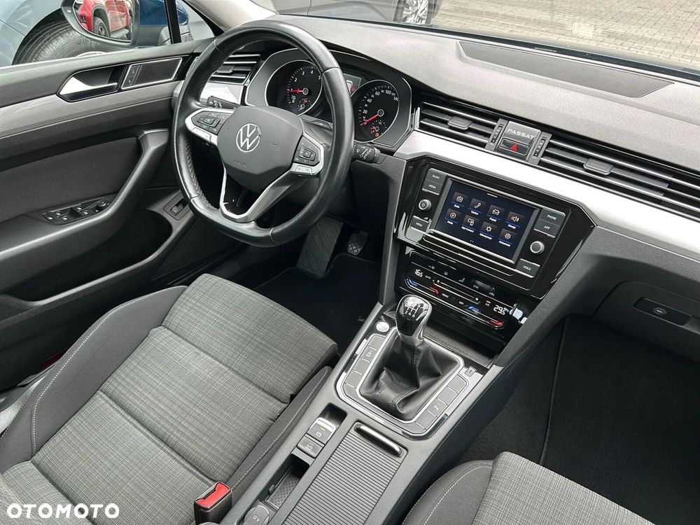 Volkswagen Passat Variant 1.5 TSI EVO Business - 17