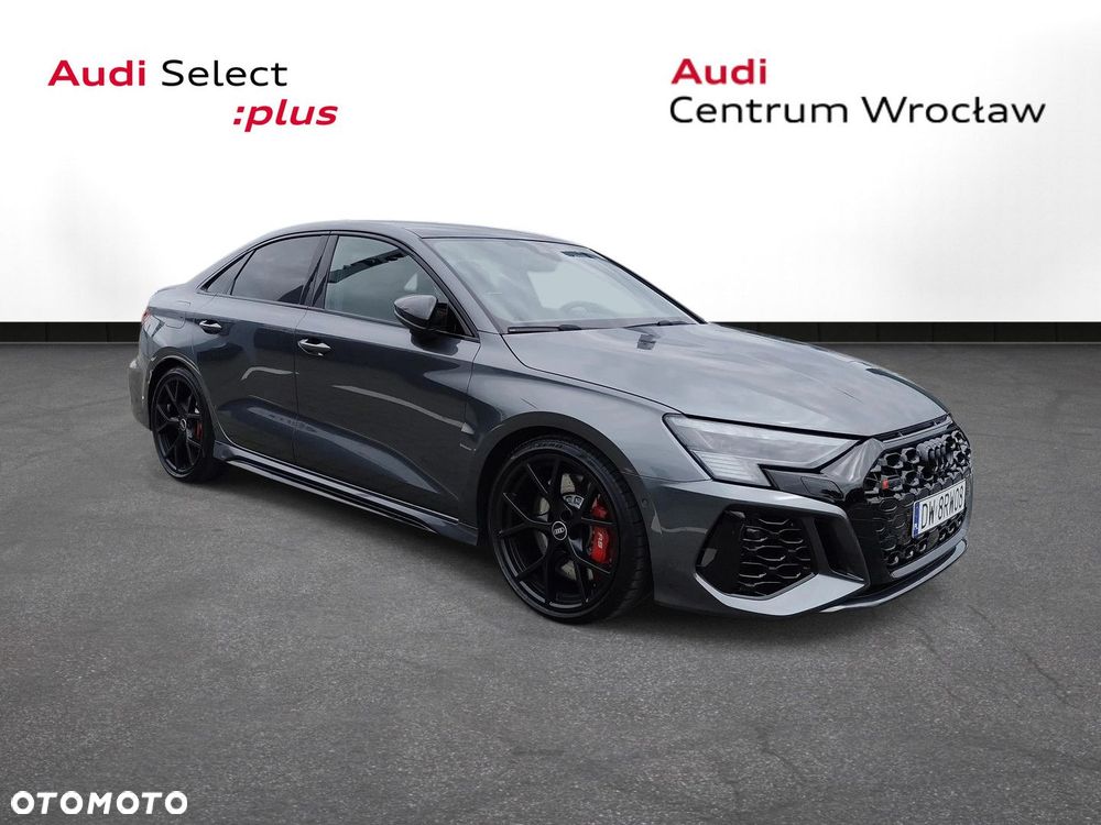 Audi RS3 Limousine - 5