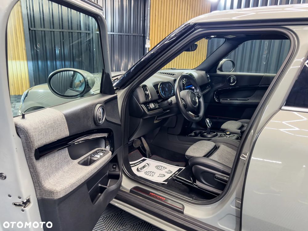 MINI Countryman One D John Cooper Works Trim - 24