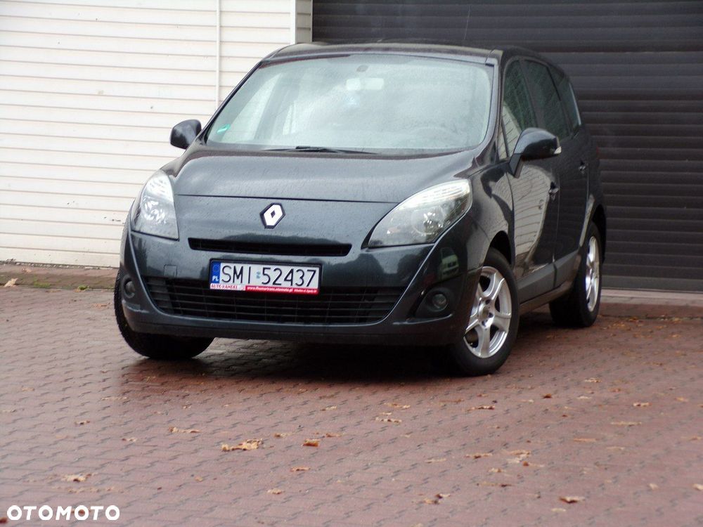 Renault Grand Scenic - 8