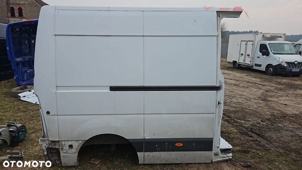 MASTER III MOVANO bok prawy (bez listew) - 1