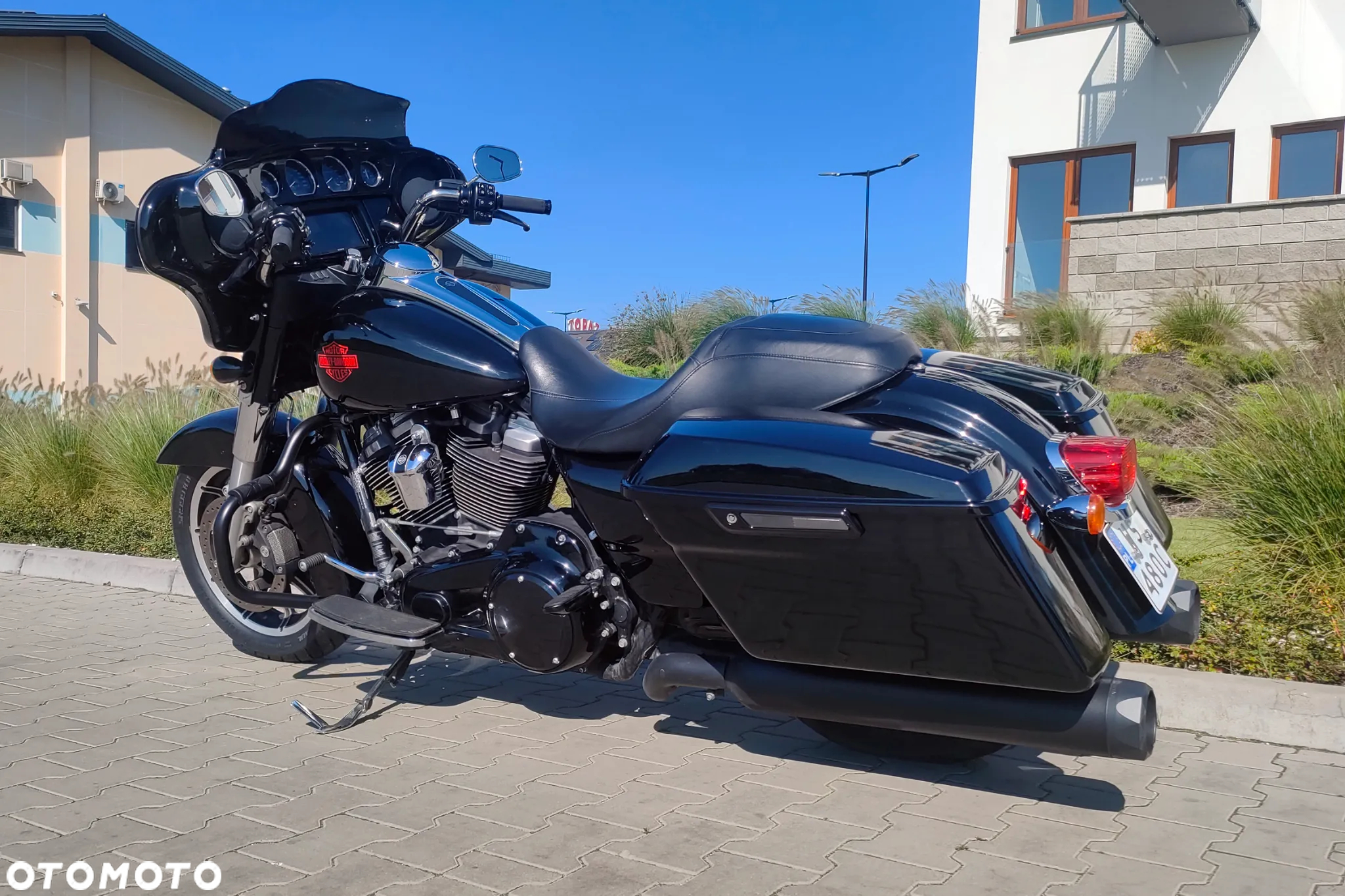 Harley-Davidson FLHT Electra Glide Standard - 11
