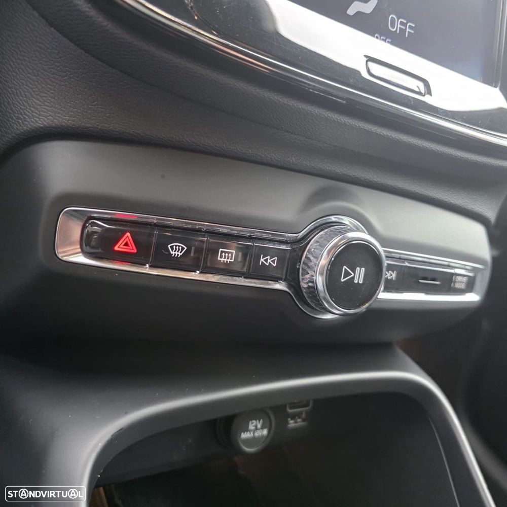 Volvo XC 40 2.0 D3 R-Design Geartronic - 31