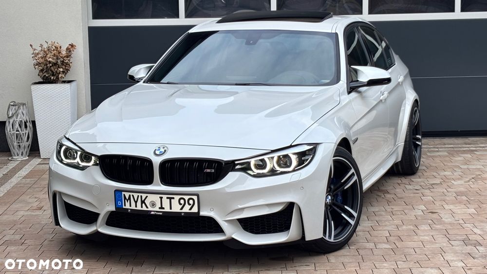 BMW M3 Standard - 32