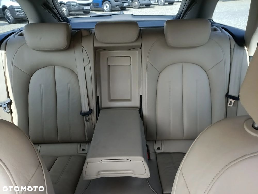 Audi A6 Avant 2.0 TDI ultra S tronic - 13