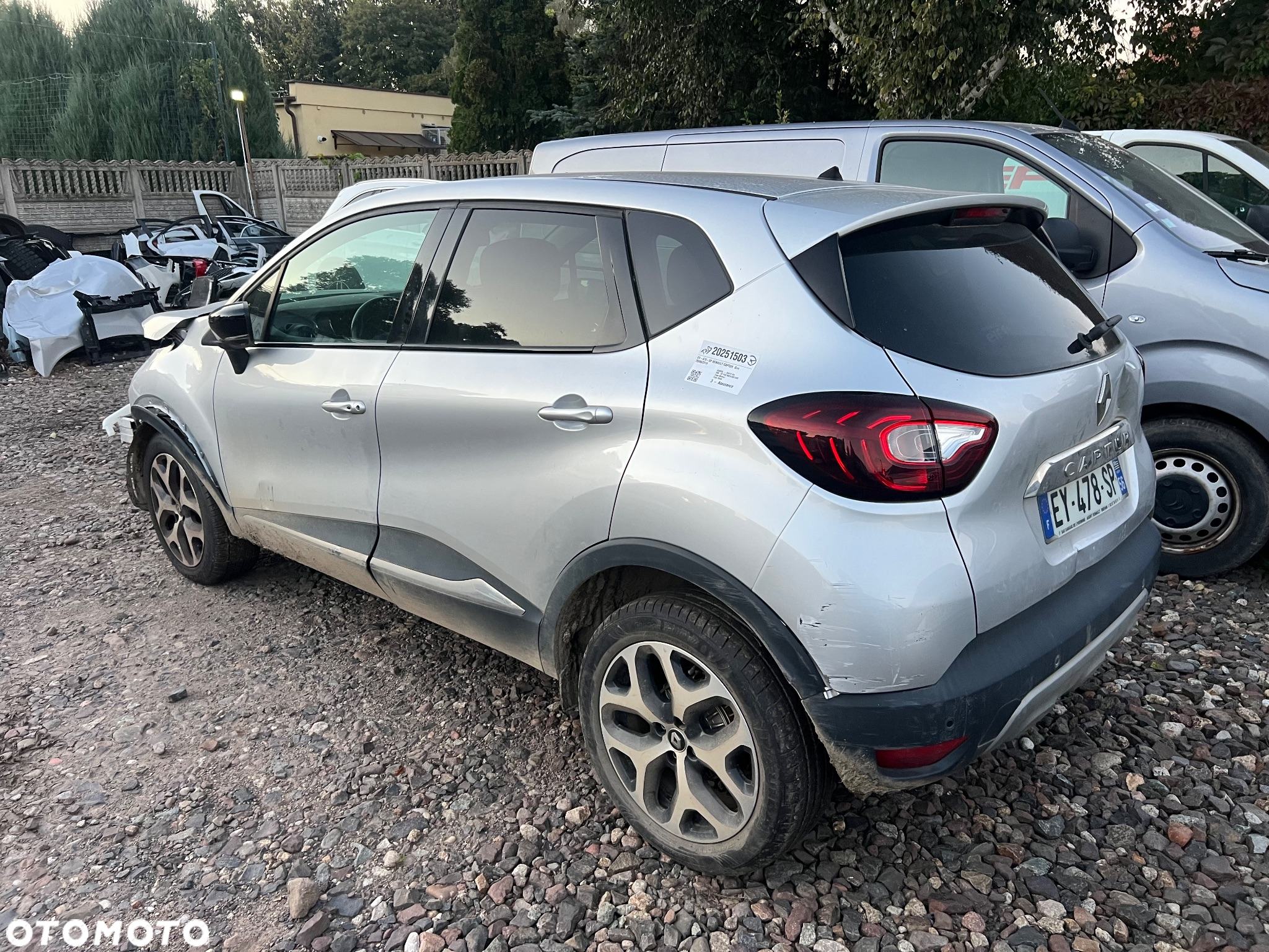 Renault Captur 1.5 dCi Intens - 4