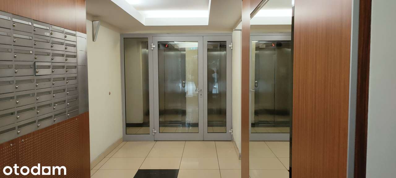 2 pokoje/taras 11,5 mkw/ochrona/metro Lazurowa/wysoki standard