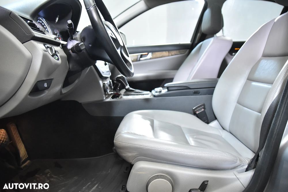 Mercedes-Benz C 220 CDI DPF Automatik - 24